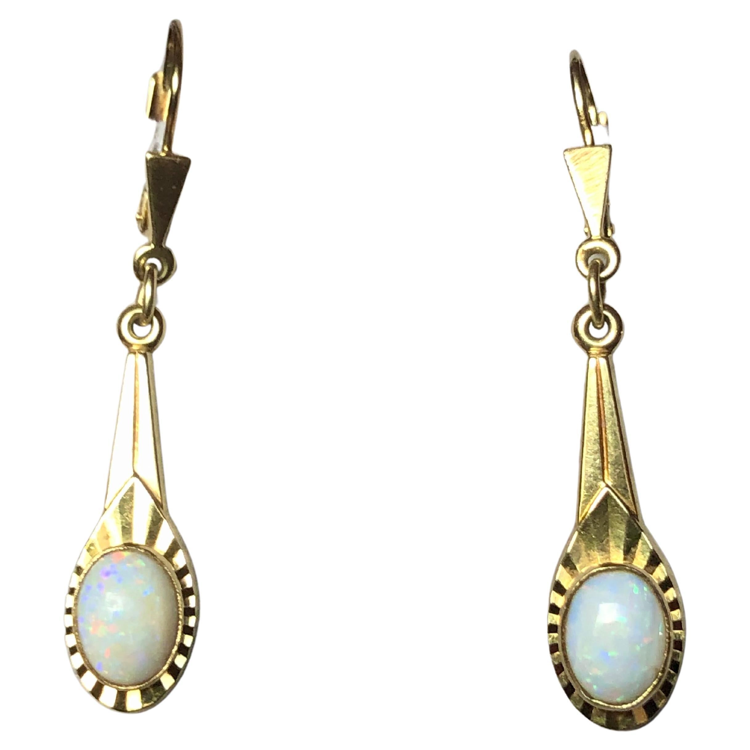 Vintage Opal Dangling  Earrings in 14 Karat Yellow Gold For Sale