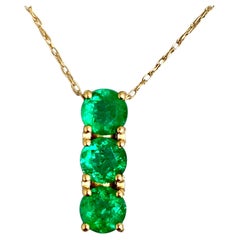 1.65 Carat Colombian Emerald Three Stone Pendant Necklace 18K Yellow Gold