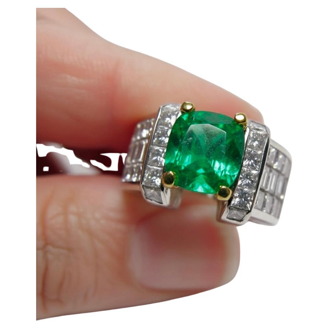 7.56 Carat Fine Natural Colombian Emerald Diamond Ring 18K Unisex