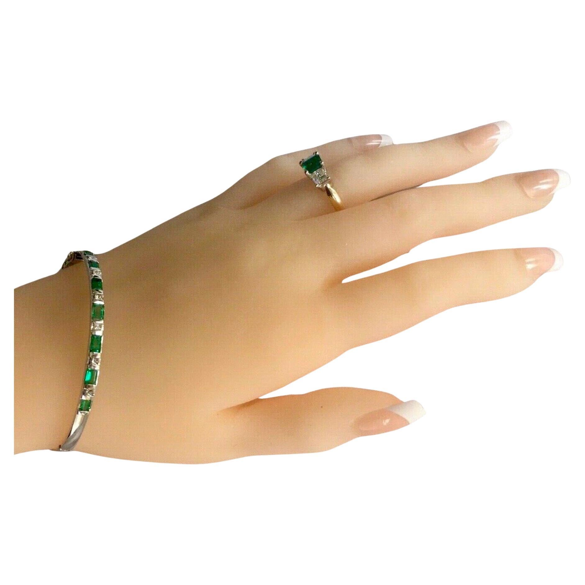 3.32 Colombian Emerald and Diamond Bangle Bracelet 18 Karat White Gold For Sale