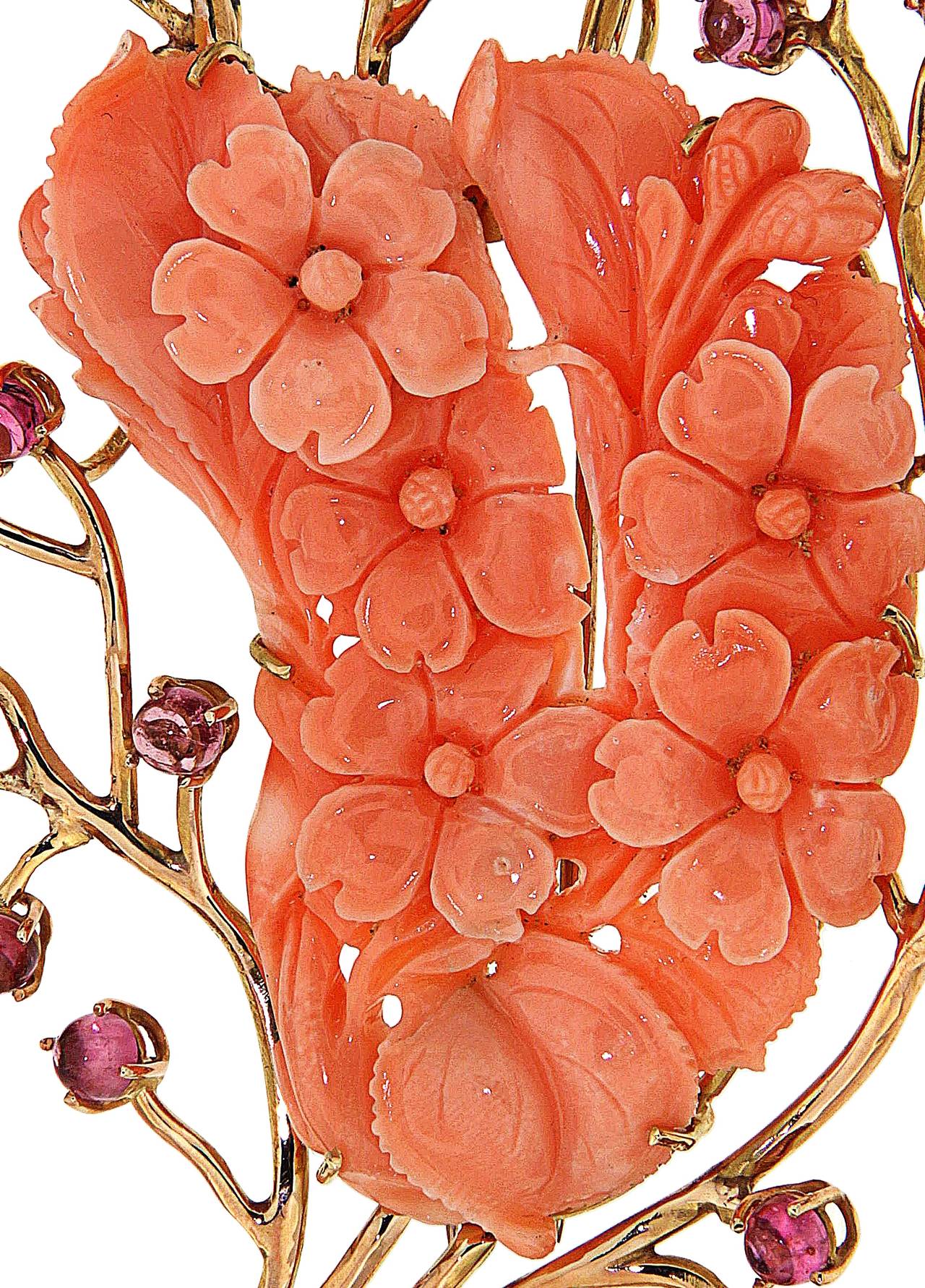 Taille cabochon Broche fleurs en or rose 18 carats, tourmaline et corail en vente