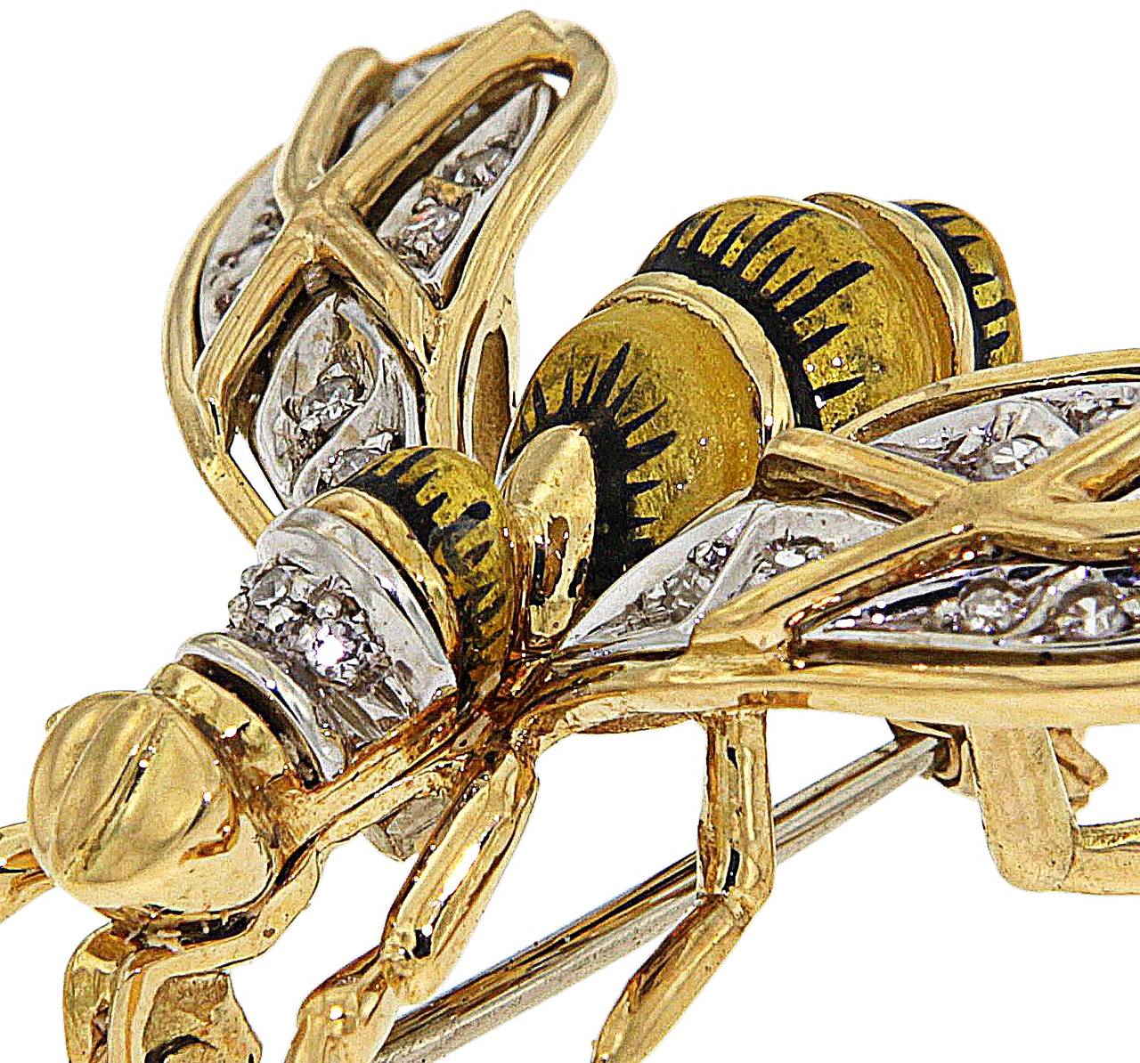 Brooch with Diamonds and Enamel in Yellow and White Gold  For Sale 2