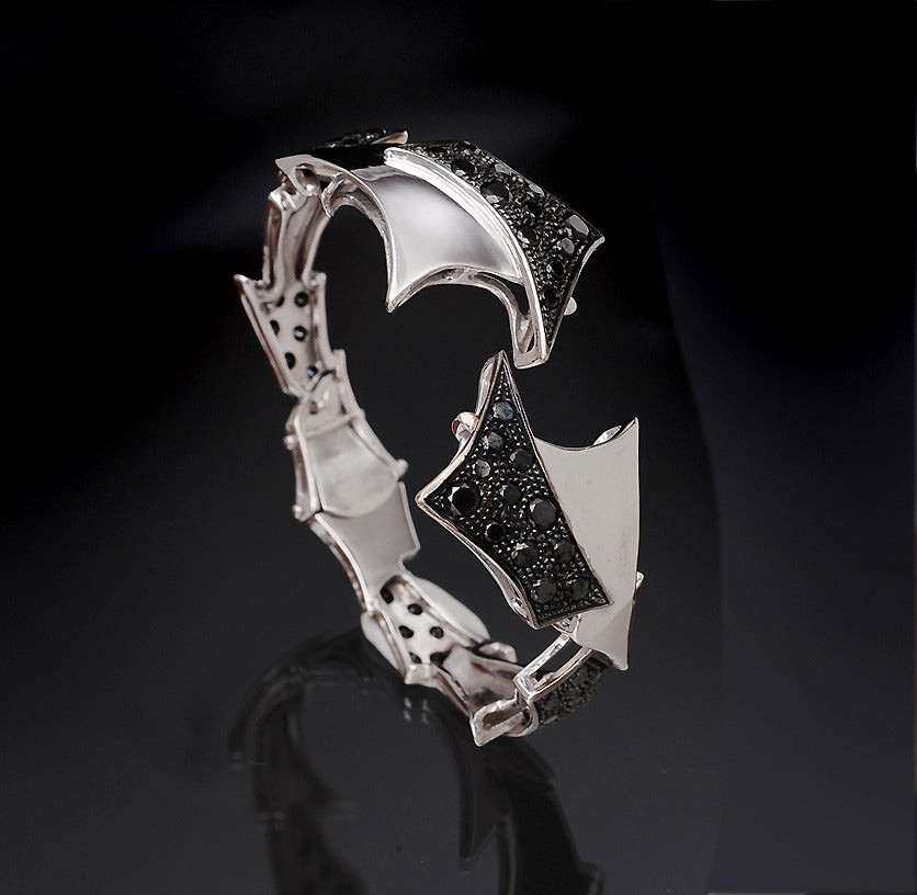 Schwarzes Weißgoldarmband mit schwarzen Diamanten Handgefertigt in Italien von Botta Gioielli im Angebot 4