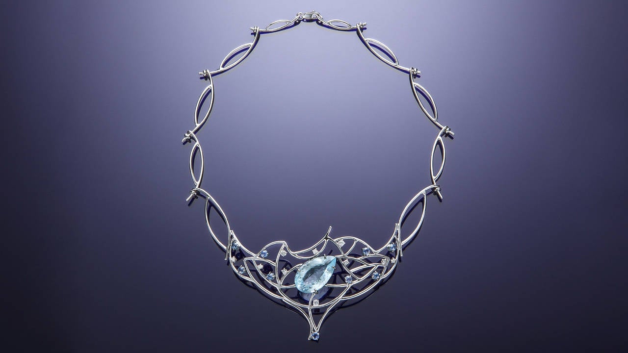 Modern Blue Aquamarine Sapphires Diamonds White Gold Choker Necklace Made In Italy For Sale