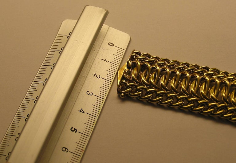 1960s Rose Gold Chain Link Wide Flexible Bracelet For Sale at 1stdibs