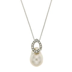 Collier en or blanc 18 carats avec perles d'Australie et diamants, fait  la main