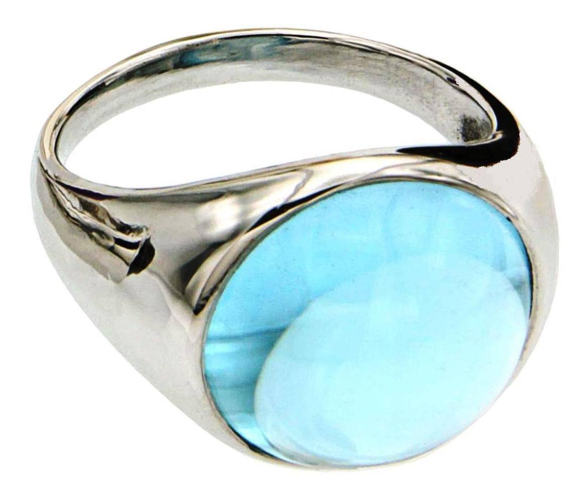 White 18k Gold with Blue Topaz Cabochon 14 mm
Finger size 6 1/2 can be sized