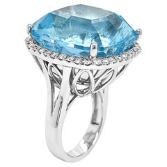 GIA-zertifizierter 52.28 Karat Aquamarin und weißer Diamant Weißgoldring