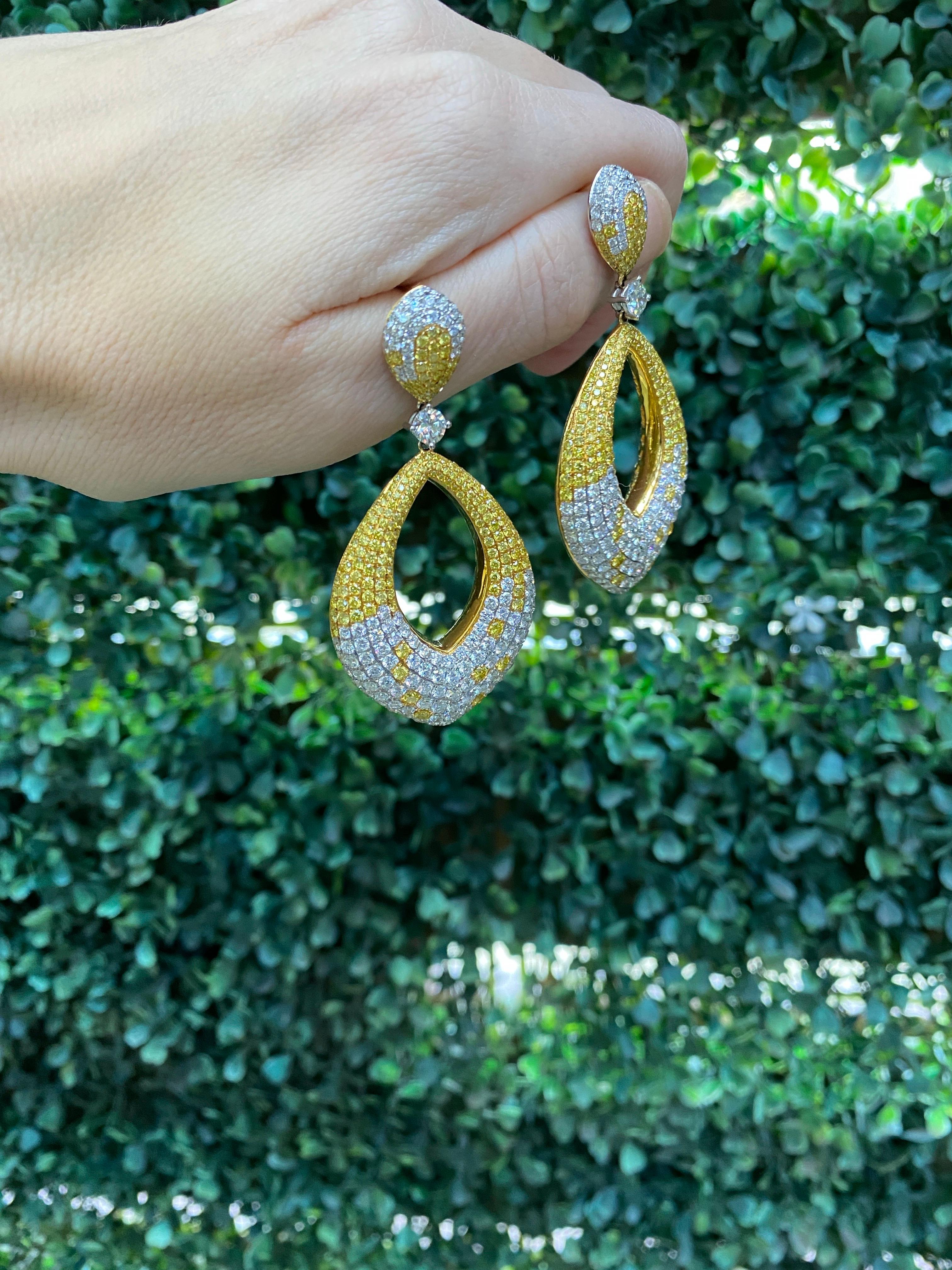15.95 Carat Natural Fancy Yellow & Colorless Brilliant Diamonds on 18K Earrings For Sale 2