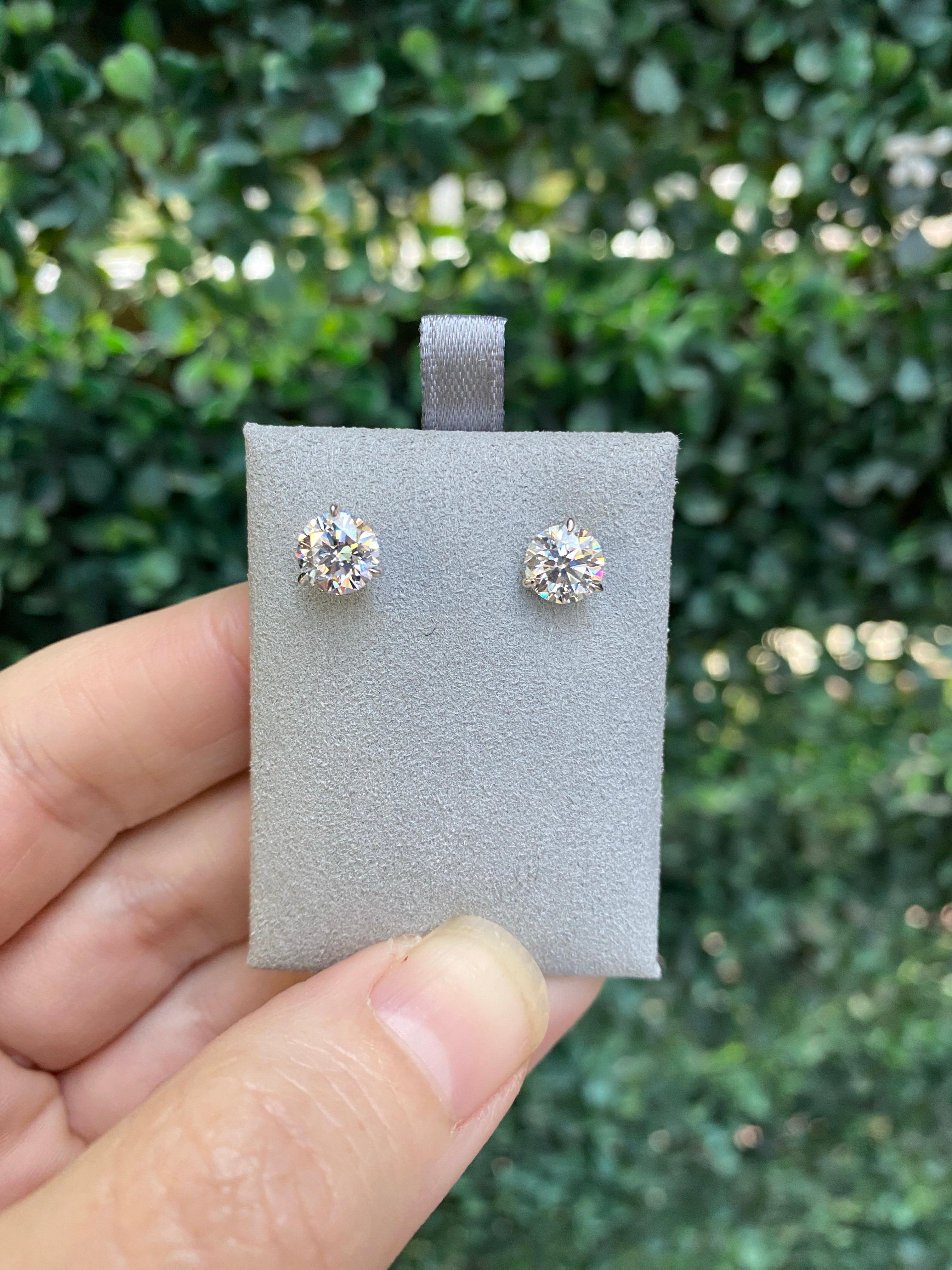 Roberto Coin 2.00 Carat F SI1 Diamond 18kt White Gold Stud Earrings, GIA Reports 6