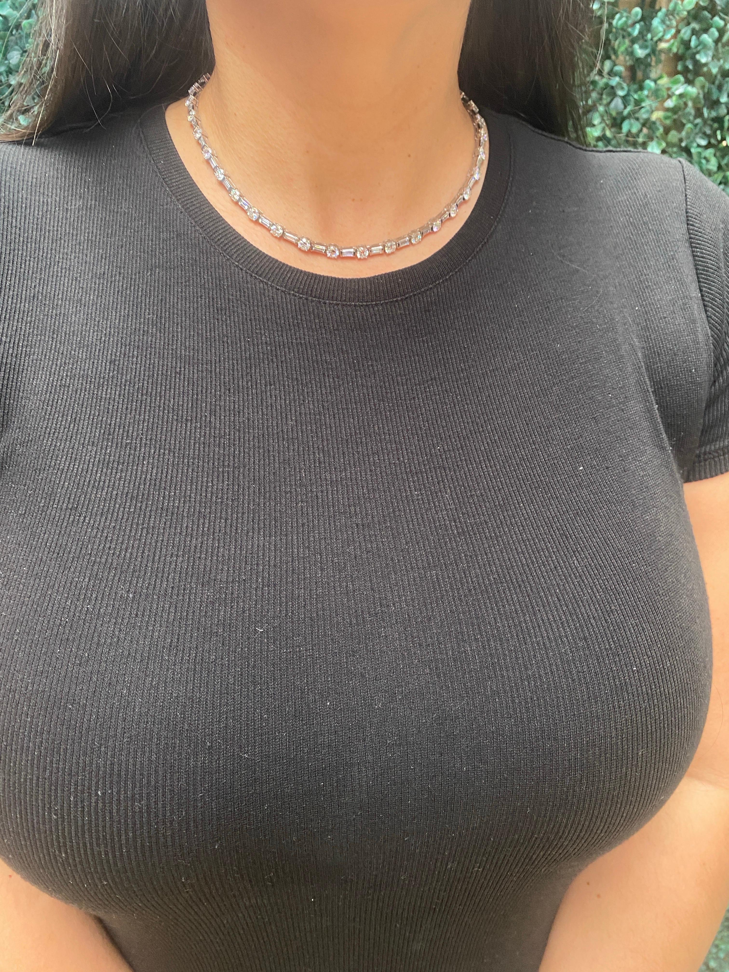 18.50 Carat Total Weight Natural Round and Baguette Diamond Tennis Necklace For Sale 4