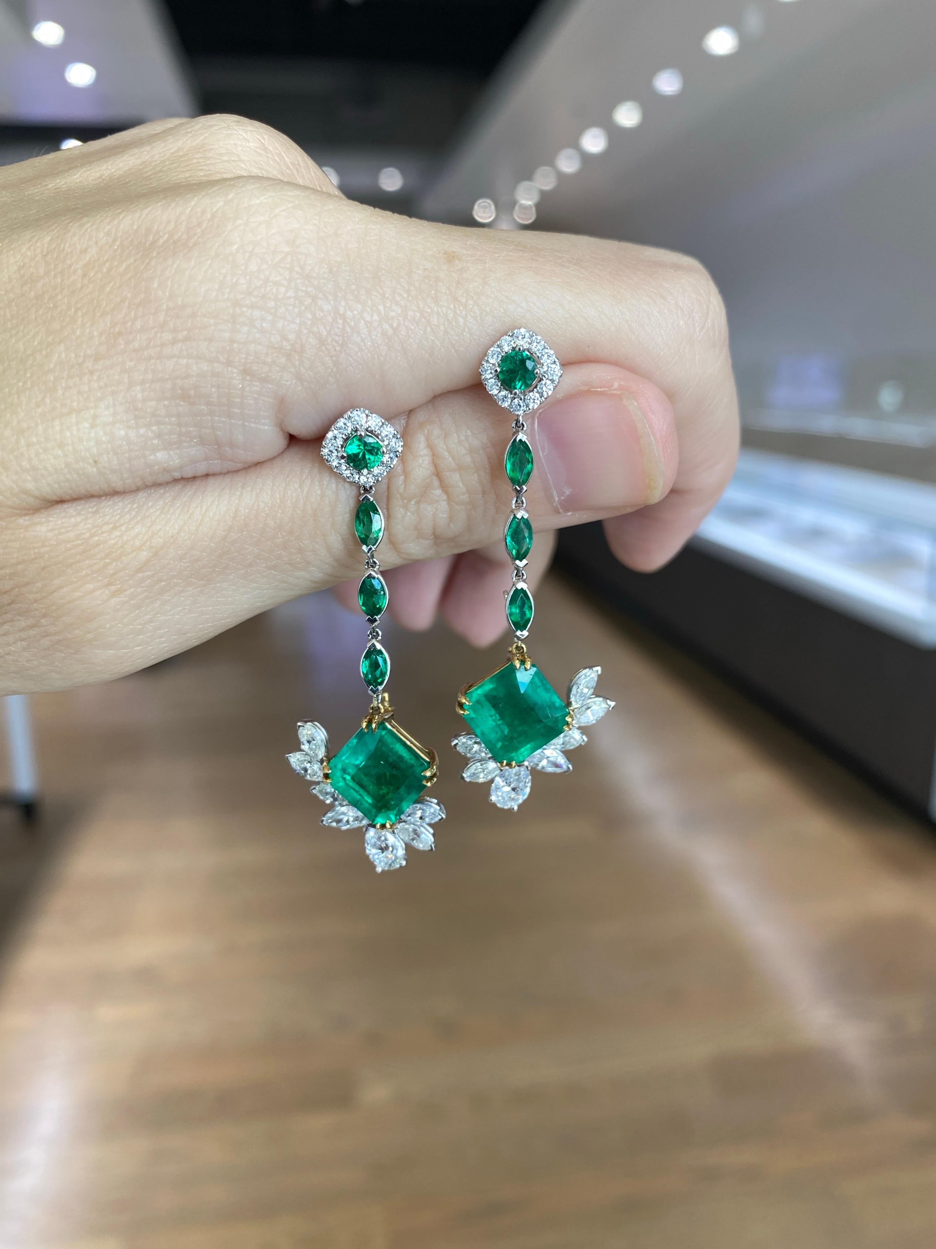 6.96 Carat Pair of Colombian Emeralds & 2.65 Diamond Total Weight Drop Earrings For Sale 6