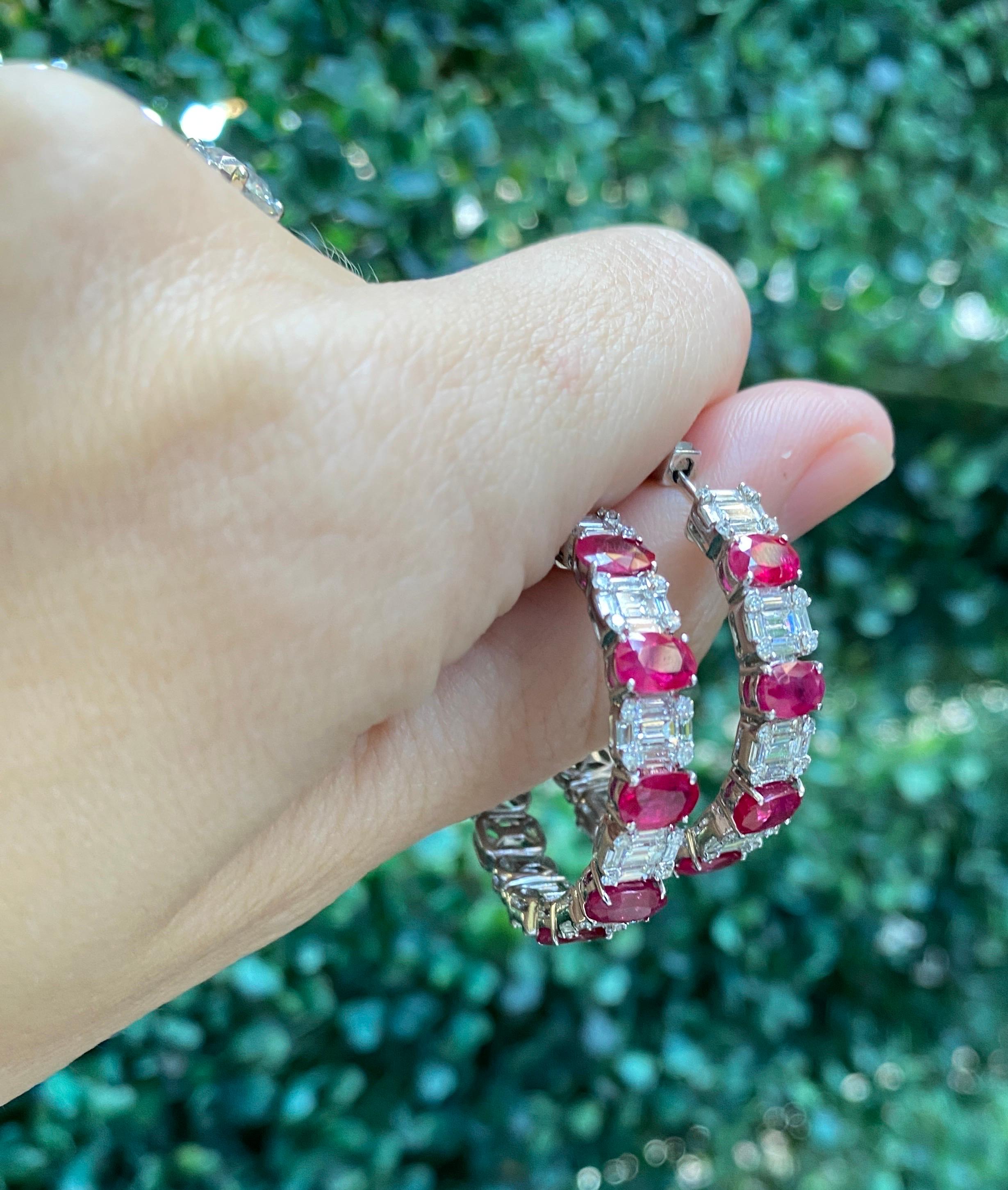 Créoles en rubis taille ovale de 4,53 carats et diamants ronds et baguettes de 2,71 carats en vente 1