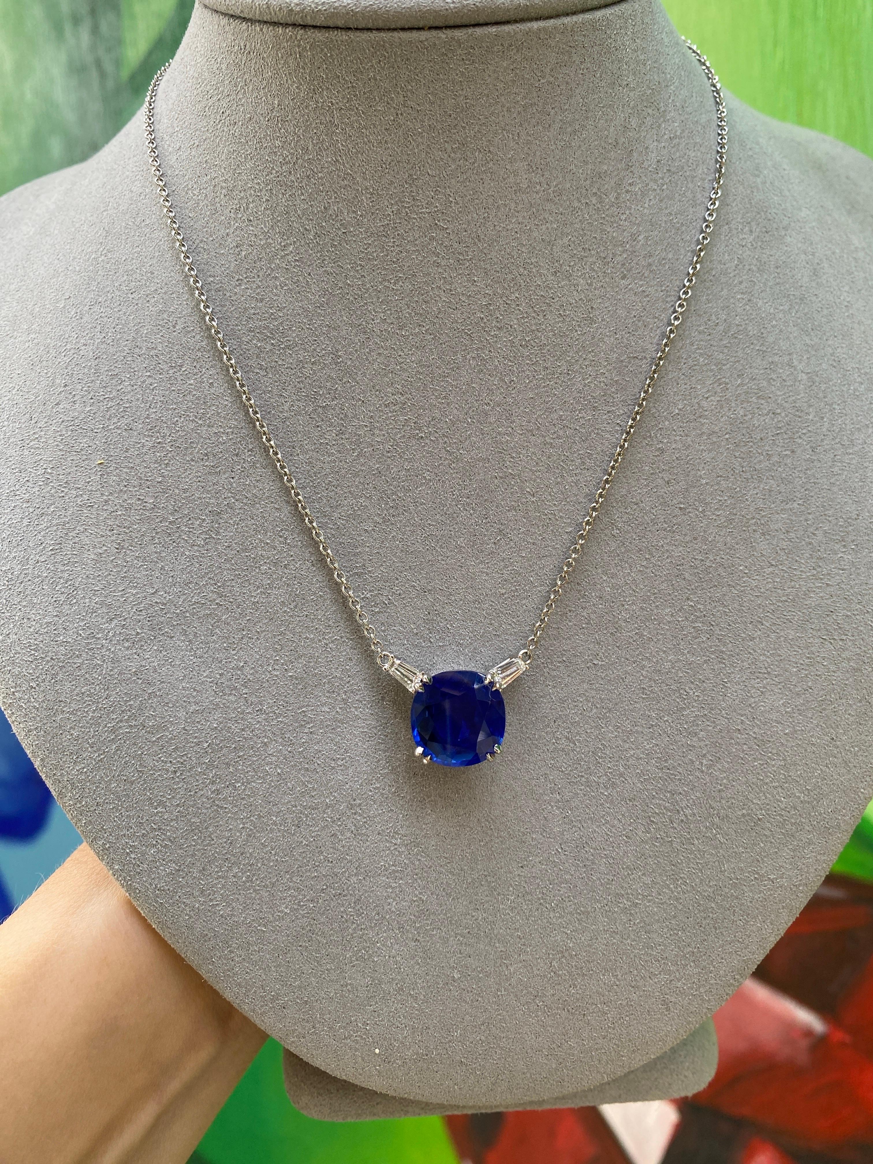 Pendentif en saphir du Sri Lanka taille coussin de 9,57 carats, sans chaleur, avec diamants de 0,50 carat en vente 5