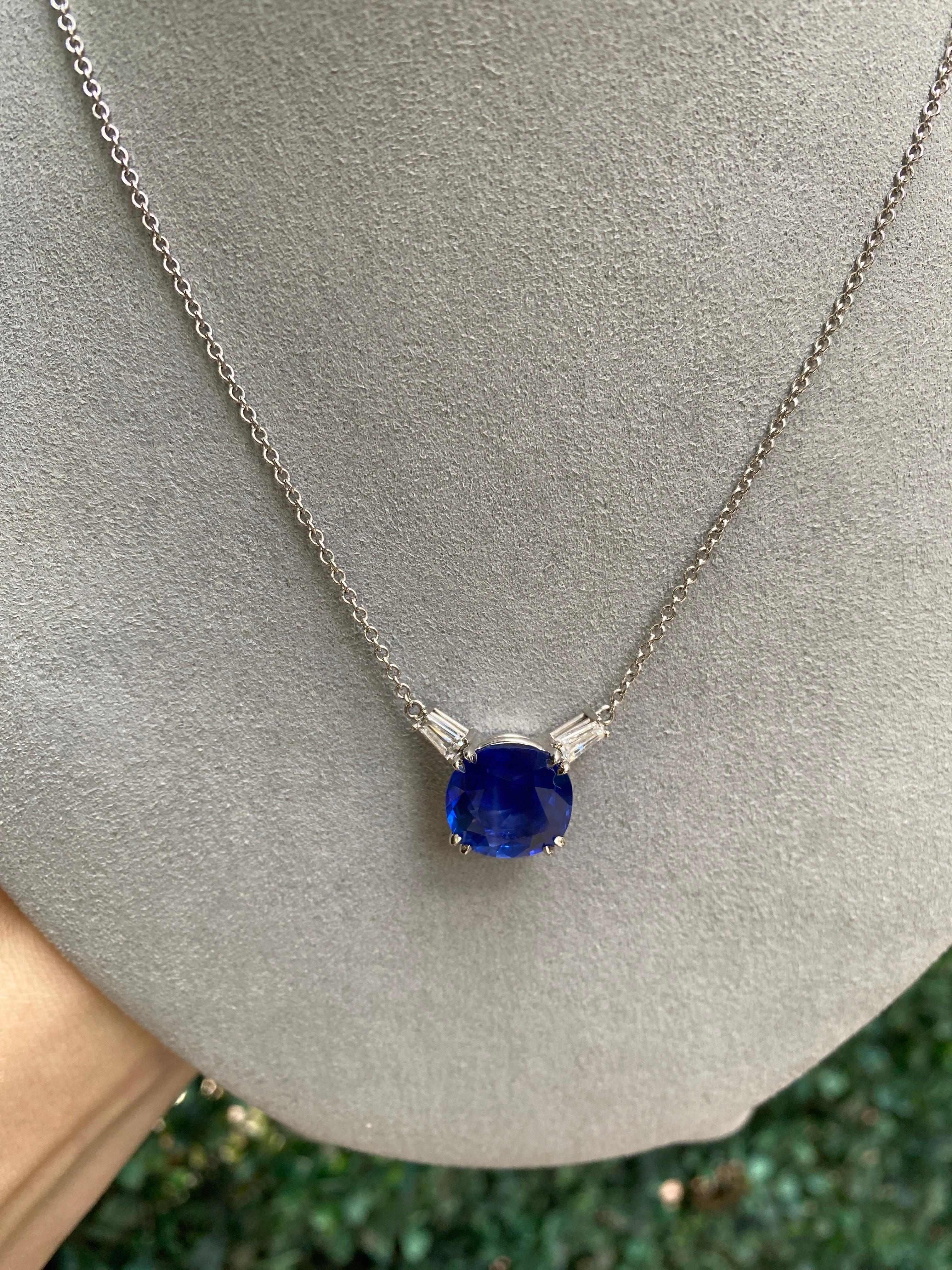 Pendentif en saphir du Sri Lanka taille coussin de 9,57 carats, sans chaleur, avec diamants de 0,50 carat en vente 9