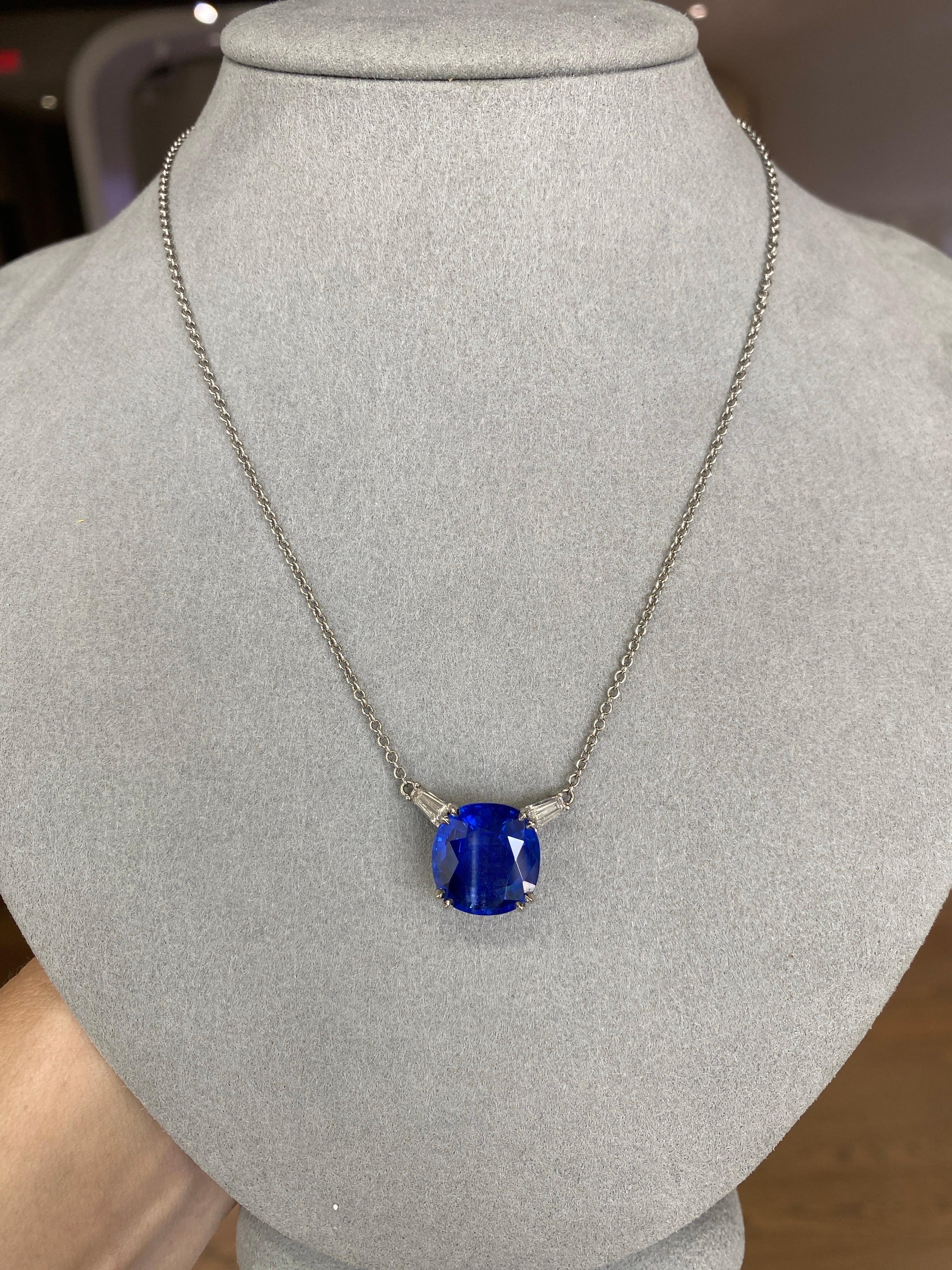 Pendentif en saphir du Sri Lanka taille coussin de 9,57 carats, sans chaleur, avec diamants de 0,50 carat en vente 11