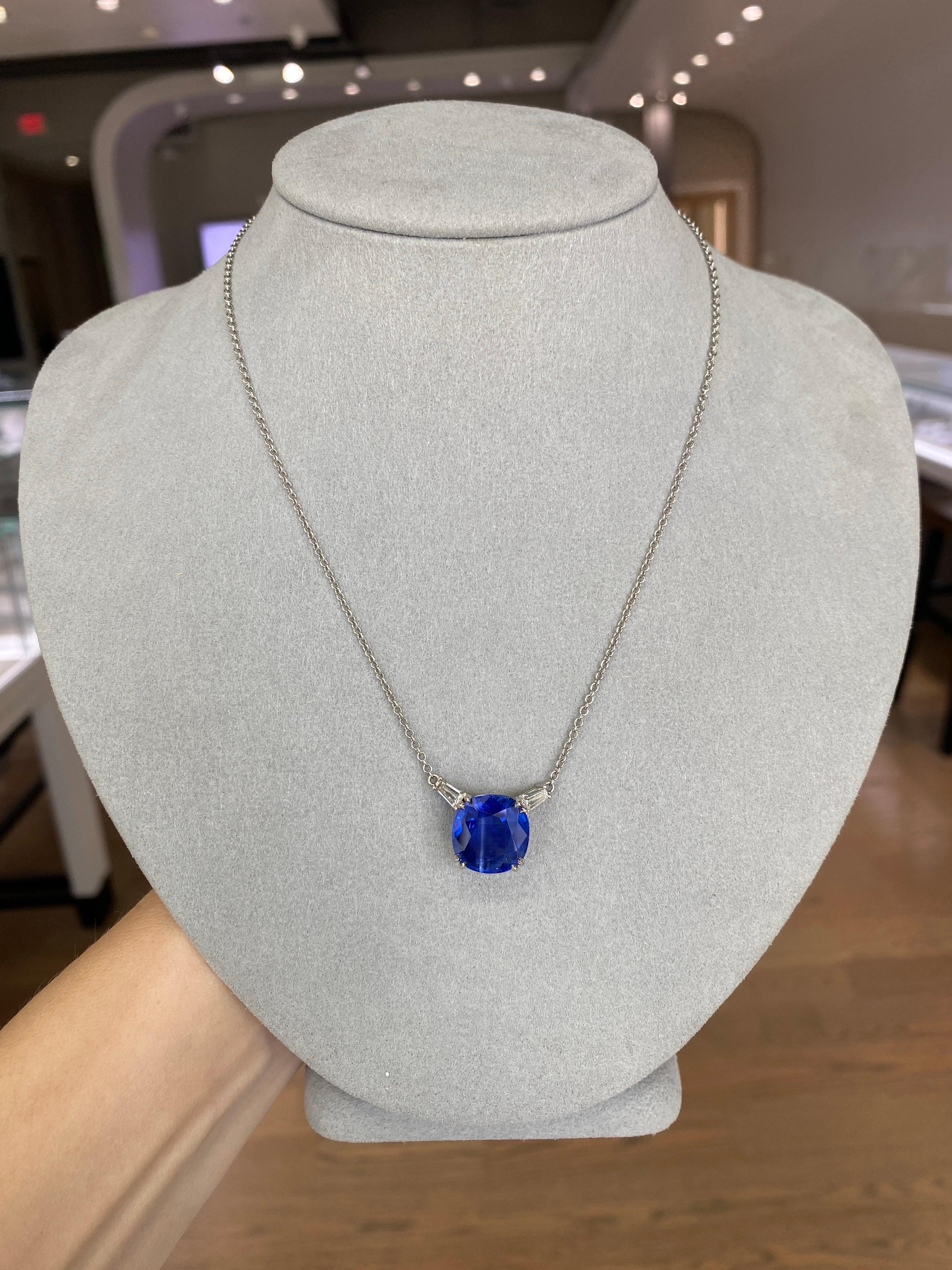 Pendentif en saphir du Sri Lanka taille coussin de 9,57 carats, sans chaleur, avec diamants de 0,50 carat en vente 15