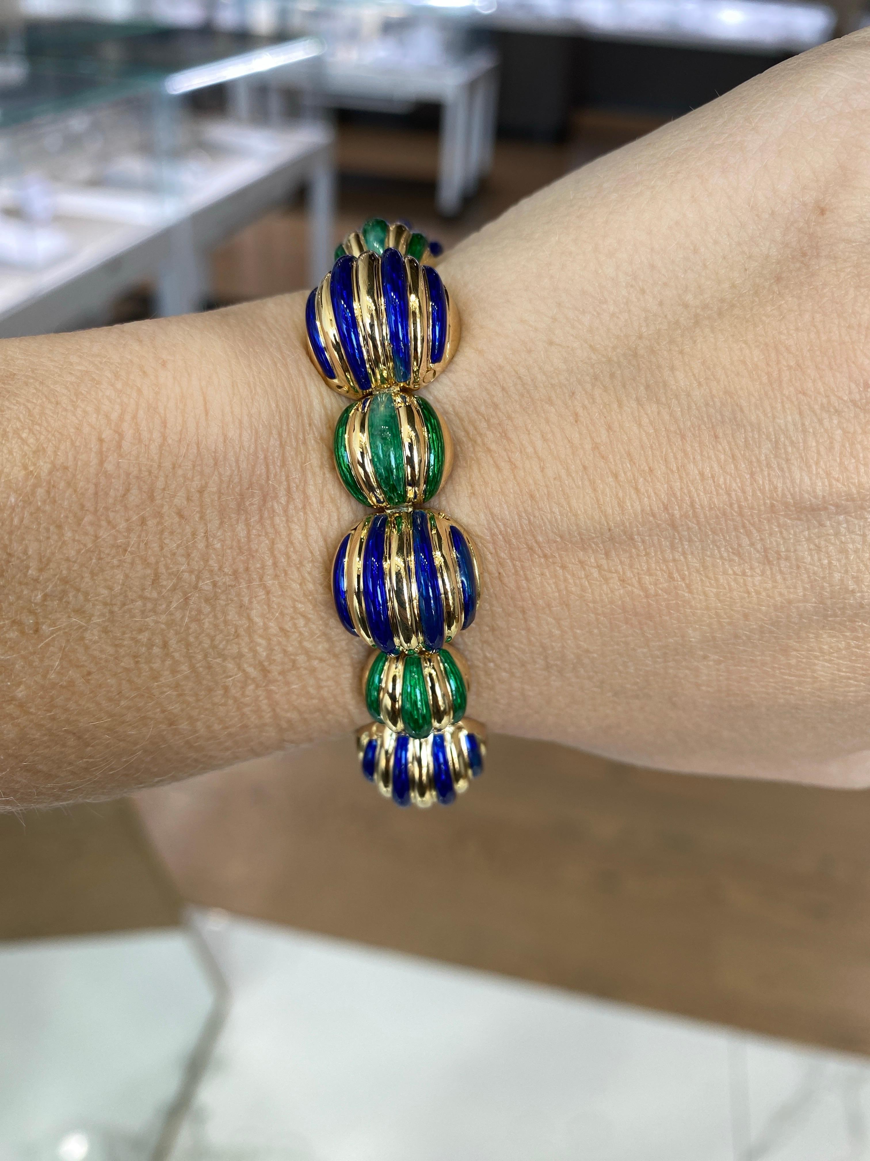 Tiffany & Co. Pulsera de eslabones de oro amarillo de 18 quilates con esmalte verde y morado en venta 10
