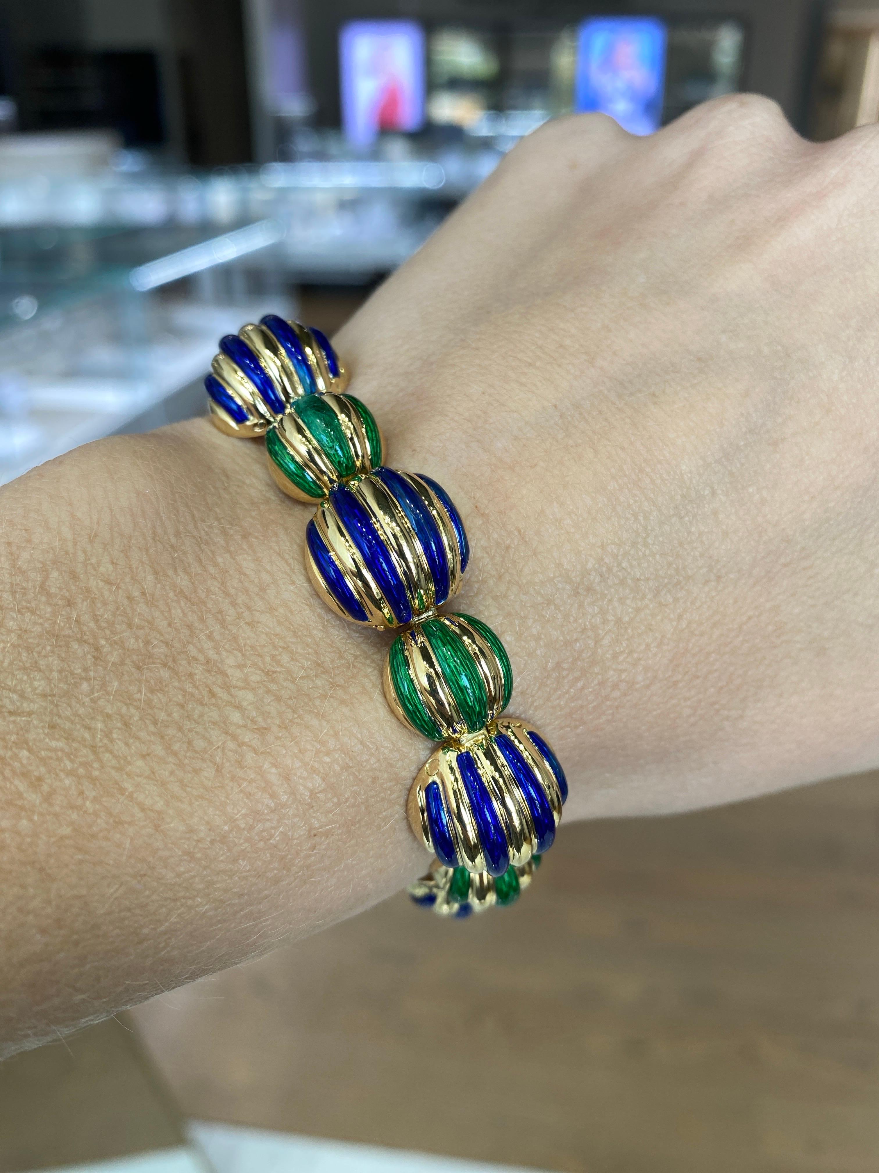 Tiffany & Co. Pulsera de eslabones de oro amarillo de 18 quilates con esmalte verde y morado en venta 13
