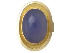 7.09Ct Chalcedony and 18k Yellow Gold Dress Ring - Vintage Circa 1960