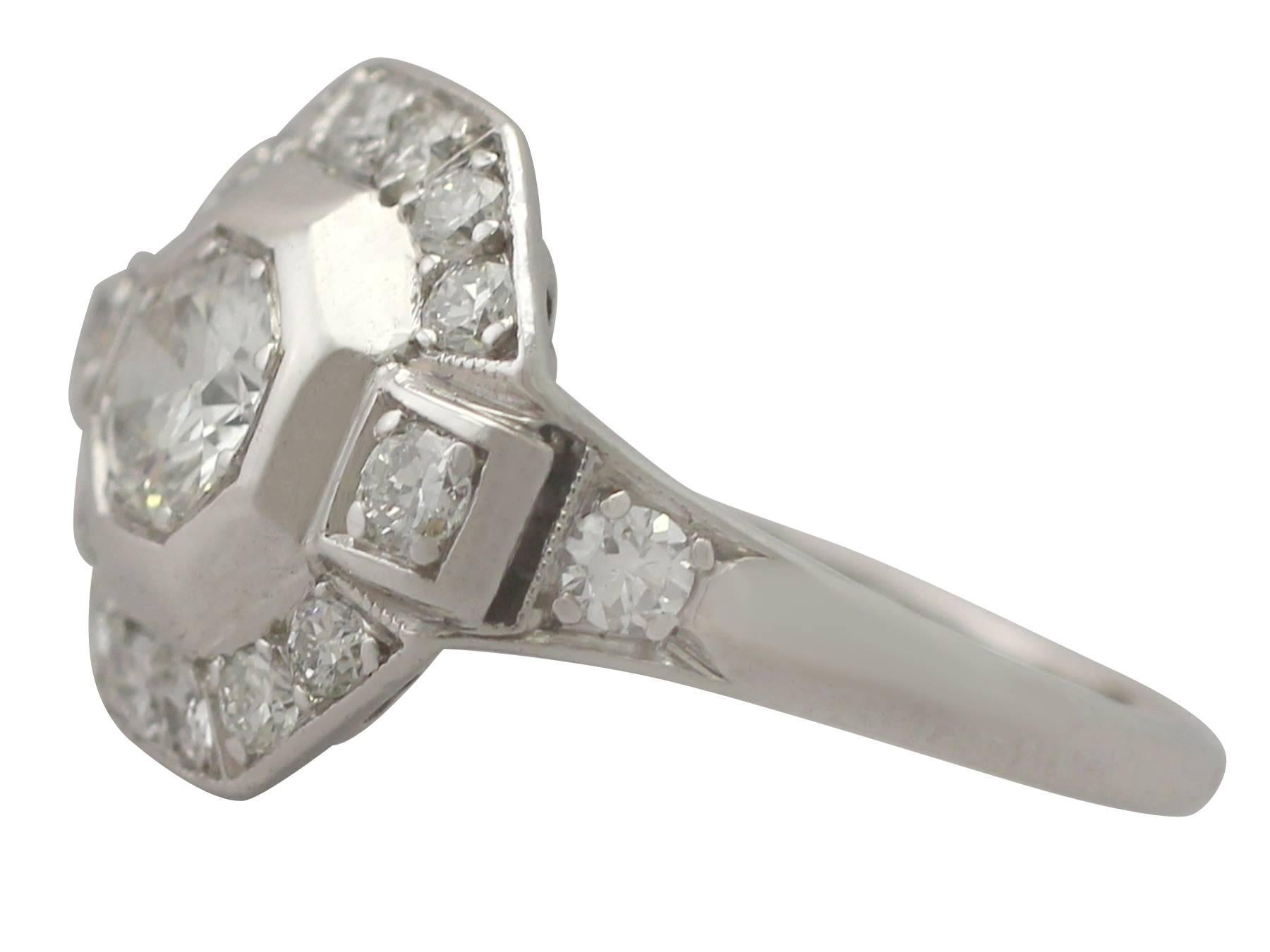 1940s Art Deco Diamond and Platinum Cocktail Ring In Excellent Condition In Jesmond, Newcastle Upon Tyne