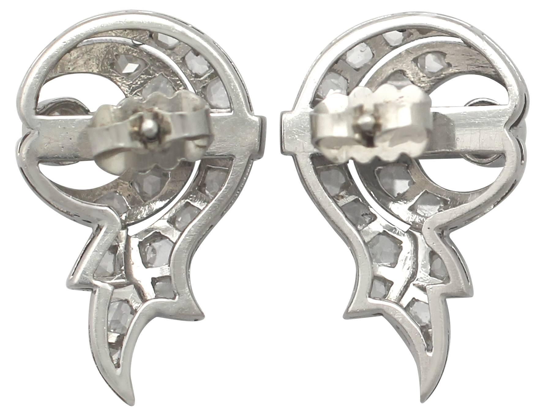 1930s 1.46 Carat Diamond and Platinum Cluster Earrings 2