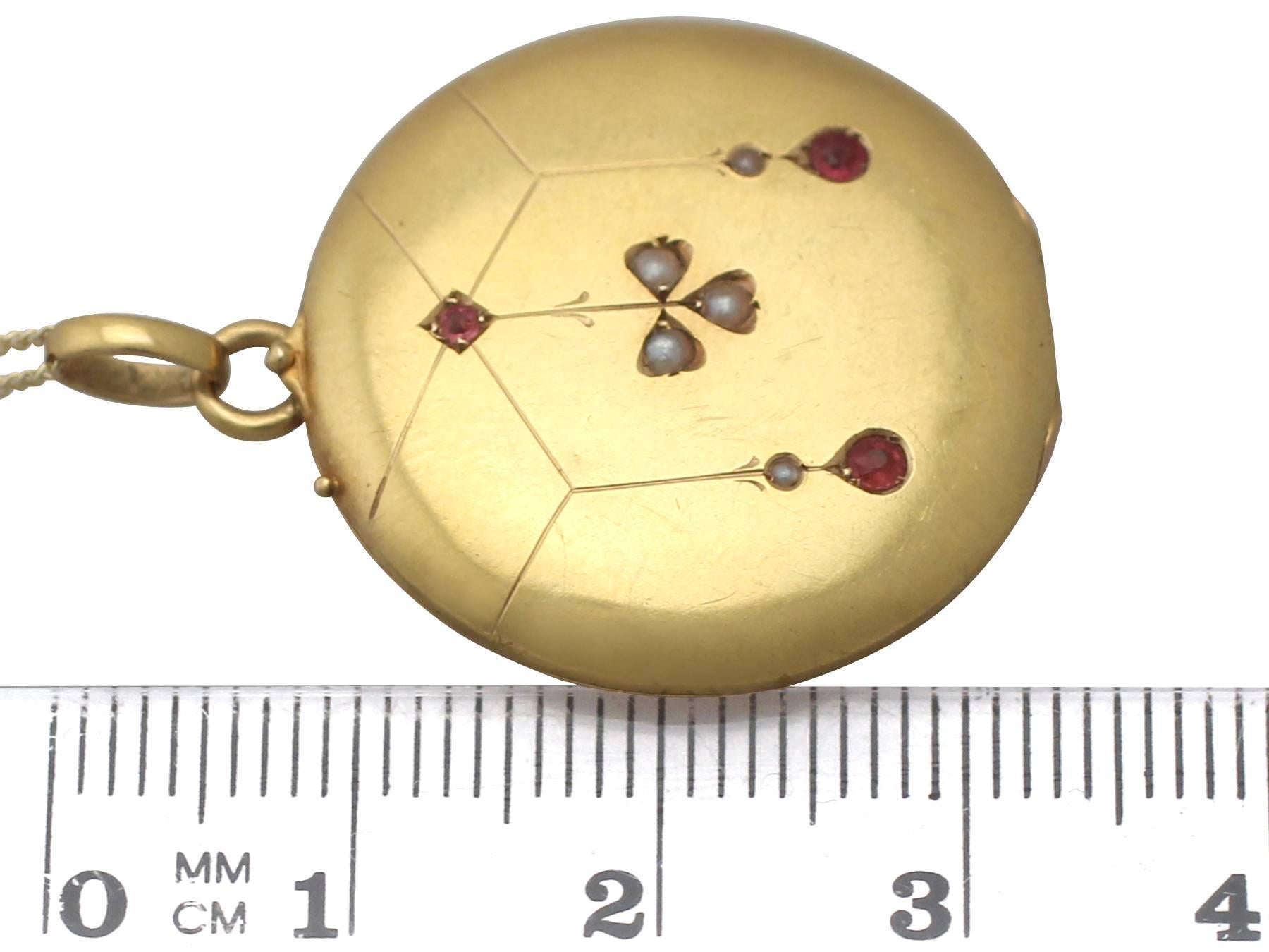 1910s French 0.09 Carat Ruby and Seed Pearl, 18k Yellow Gold Locket 1