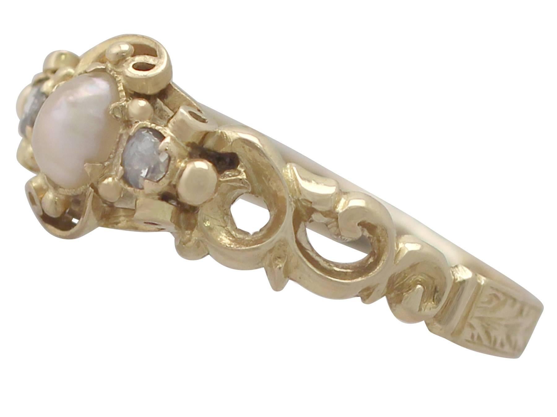 Antique Victorian Pearl and 0.04 ct Diamond, 18k Yellow Gold Dress Ring In Excellent Condition In Jesmond, Newcastle Upon Tyne