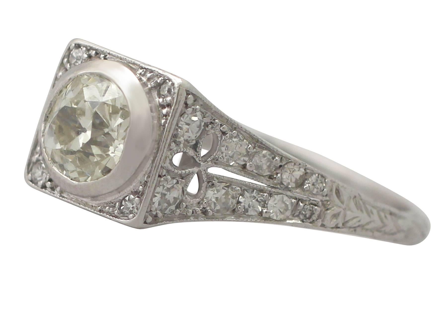 Art Deco 1920s 1.15 Carat Diamond and Platinum Cocktail Ring