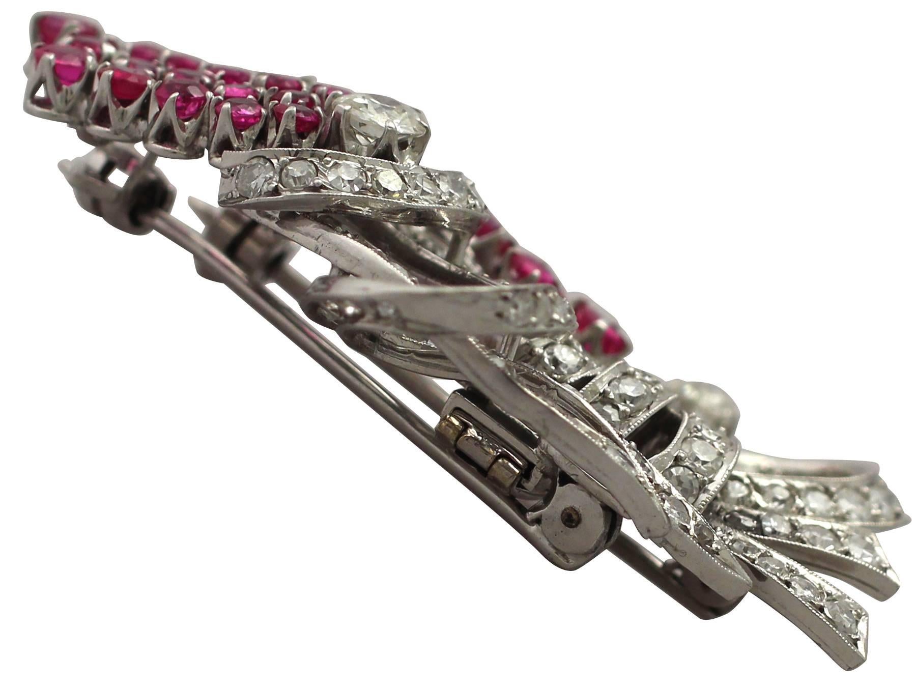 1920s 2.33 Carat Ruby and 2.95 Carat Diamond Platinum Double Clip Brooch In Excellent Condition In Jesmond, Newcastle Upon Tyne