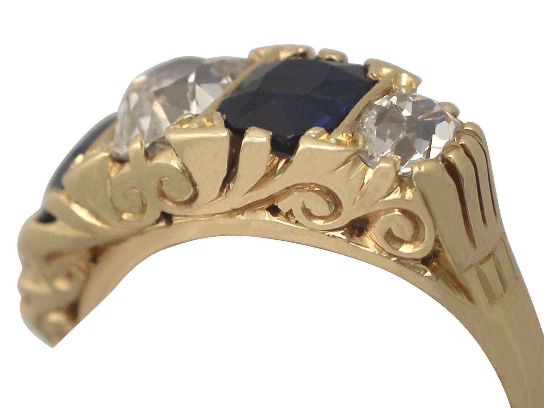Antique 1900s 1.68 Carat Diamond and 0.55 Carat Sapphire, Yellow Gold Dress Ring In Excellent Condition In Jesmond, Newcastle Upon Tyne