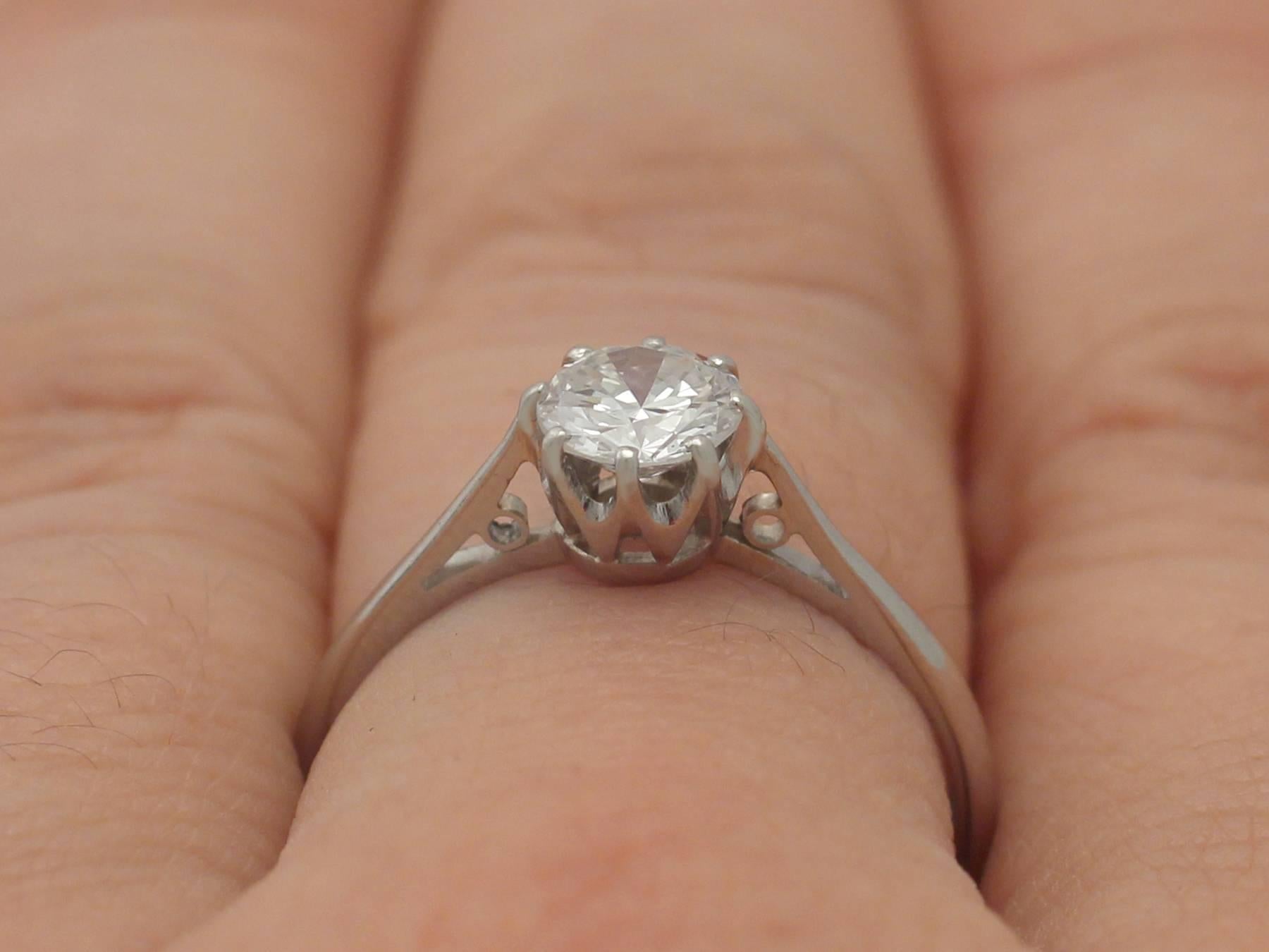 1950s 0.70 Carat Diamond and Platinum Solitaire Ring  5