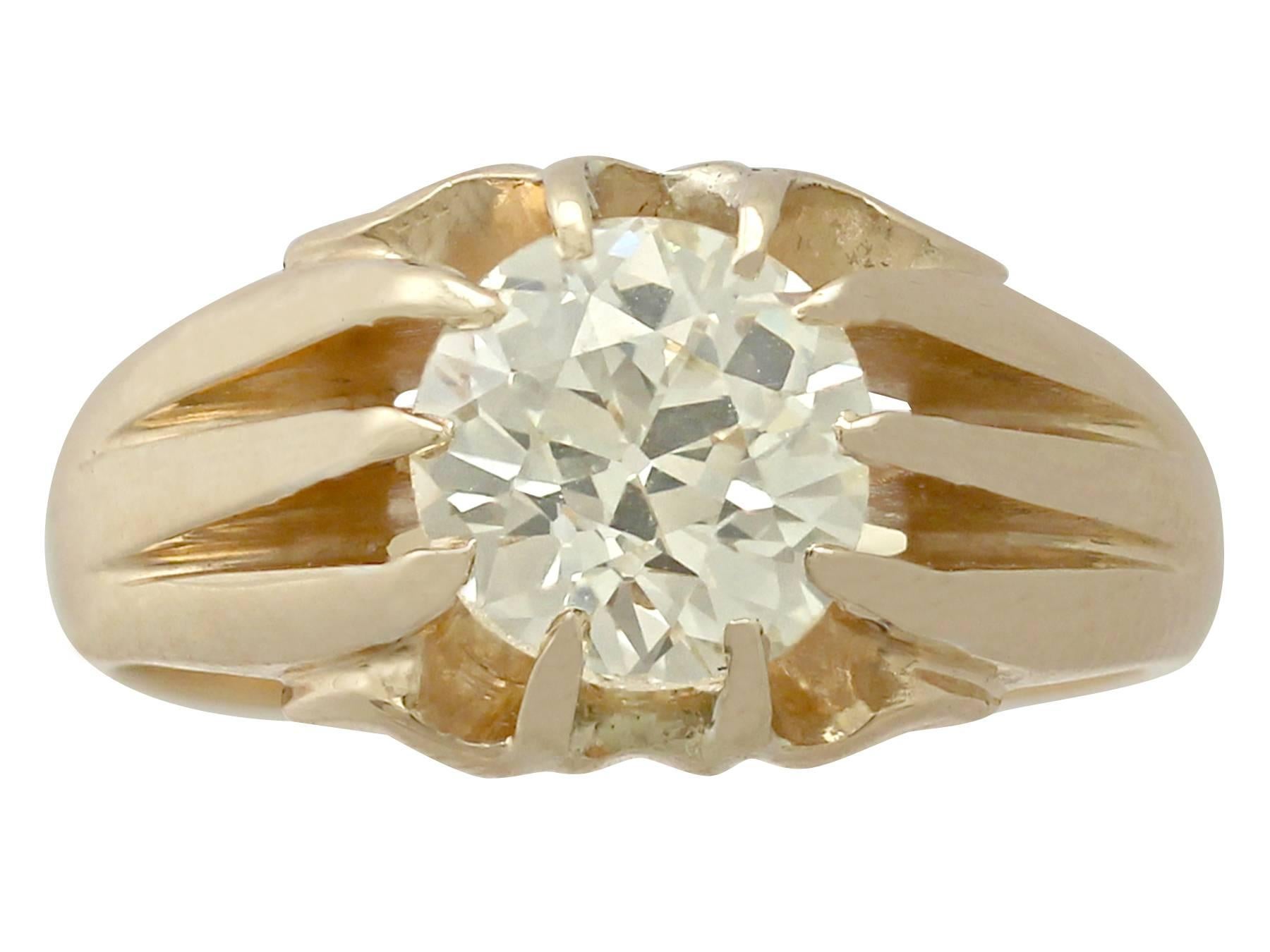 Antique 1910s 2.28 Carat Diamond and 18 k Yellow Gold Solitaire Ring