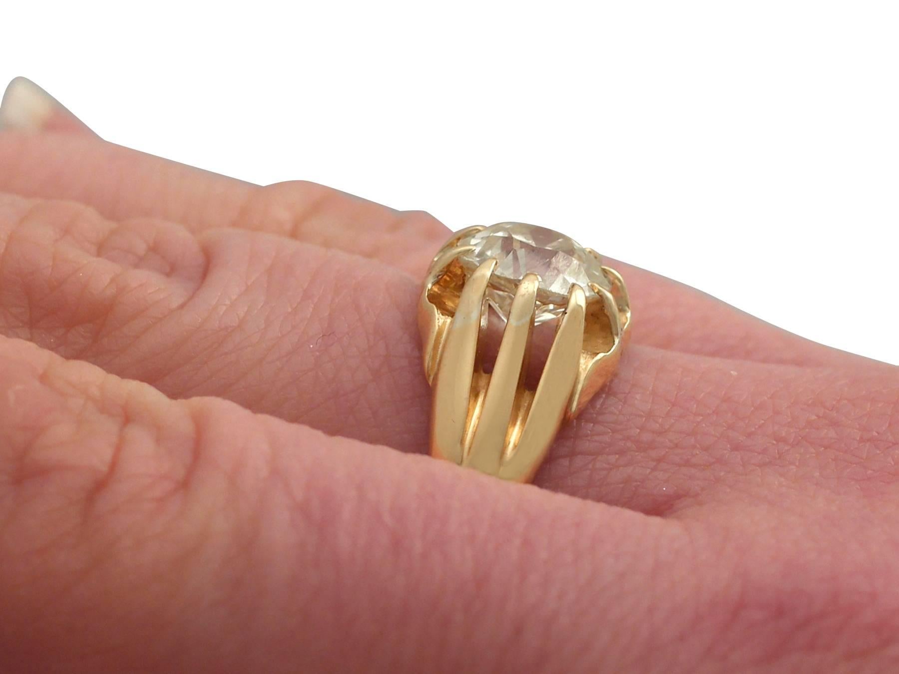 Antique 1910s 2.28 Carat Diamond and 18 k Yellow Gold Solitaire Ring 4