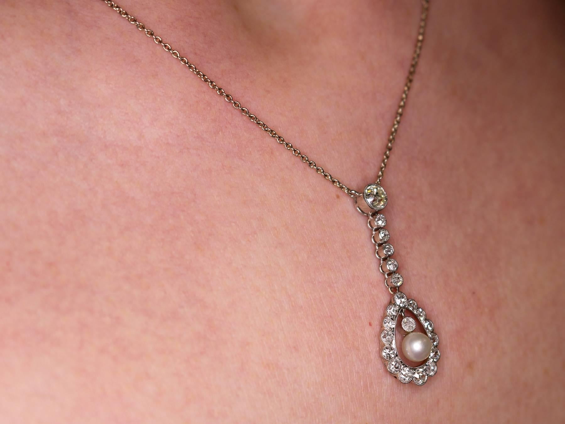 1910s 1.10 Carat Diamond Pearl and Platinum Necklace 4