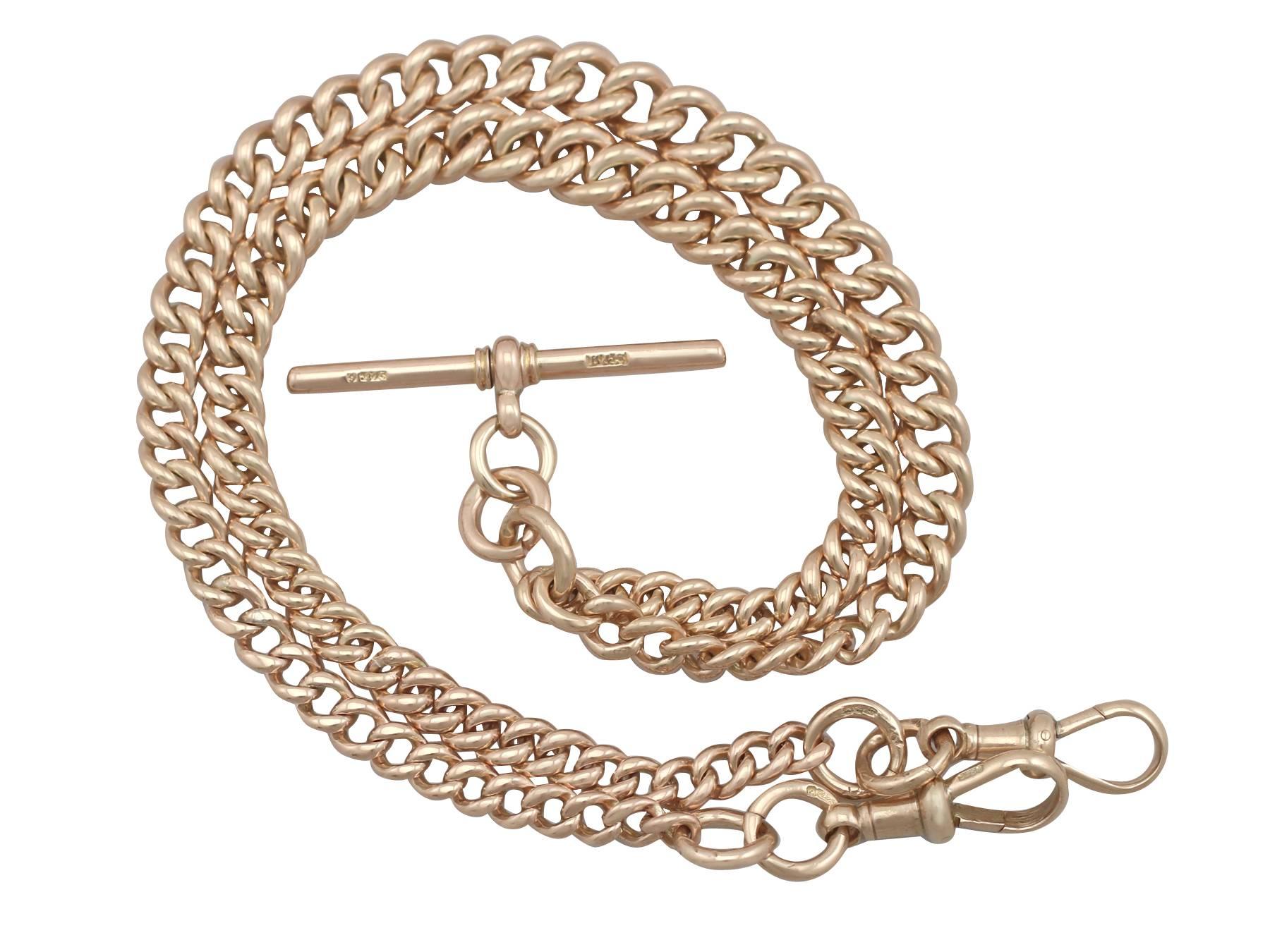 An exceptional English antique 9 karat yellow gold double Albert watch chain; part of our diverse antique jewelry and estate jewelry collections

This exceptional, fine and impressive double Albert watch chain has been crafted in 9k yellow