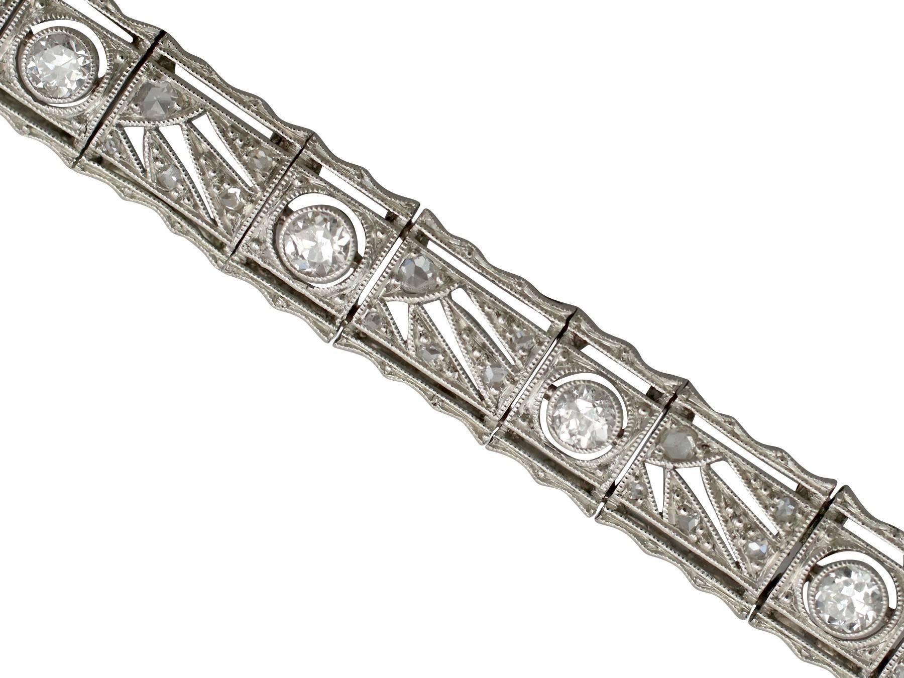 1920s 1.02 Carats Diamonds White Gold Line Bracelet In Excellent Condition In Jesmond, Newcastle Upon Tyne