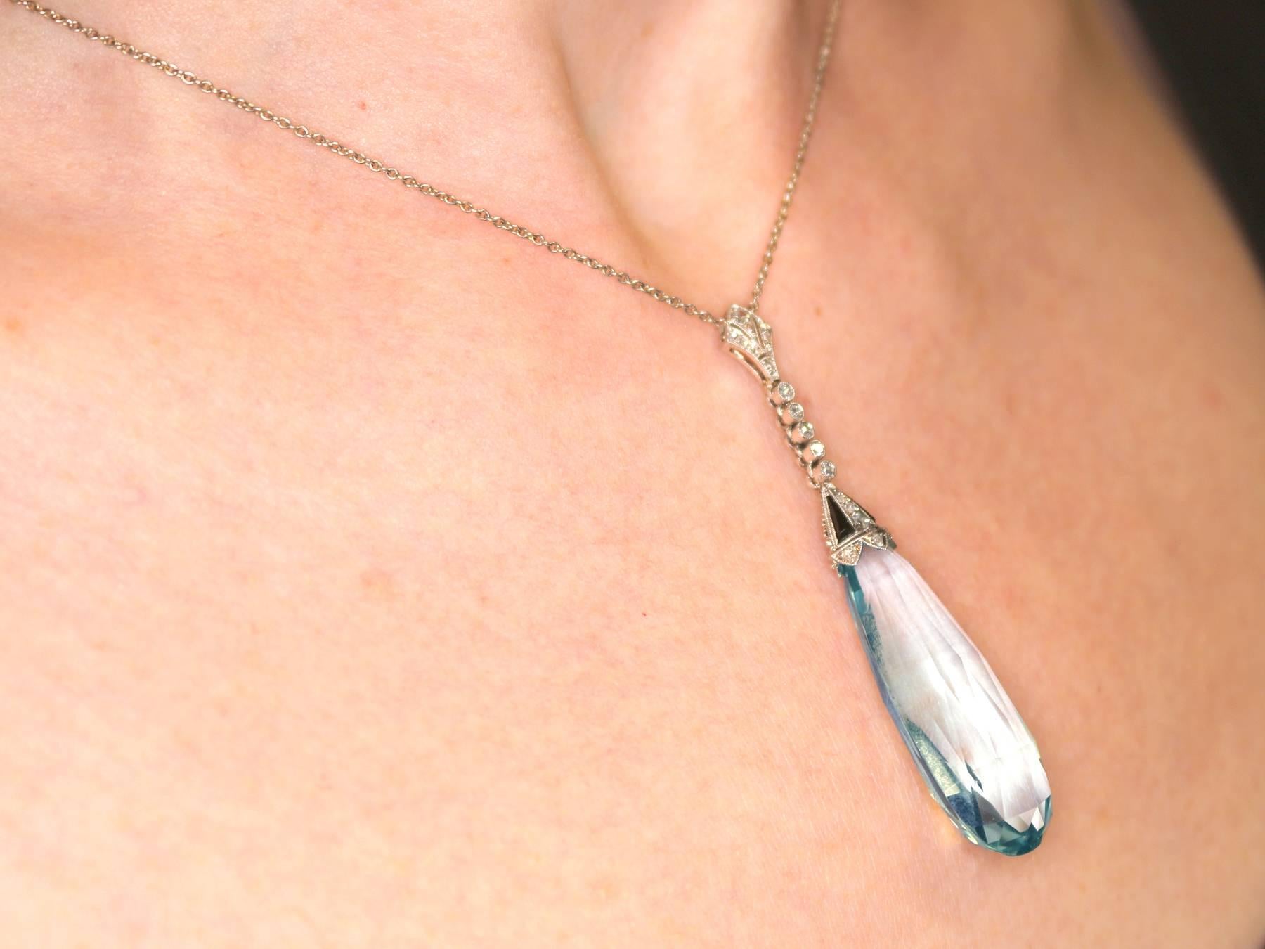 1920s Art Deco 23.64 Carat Aquamarine and Diamond Platinum Necklace 5