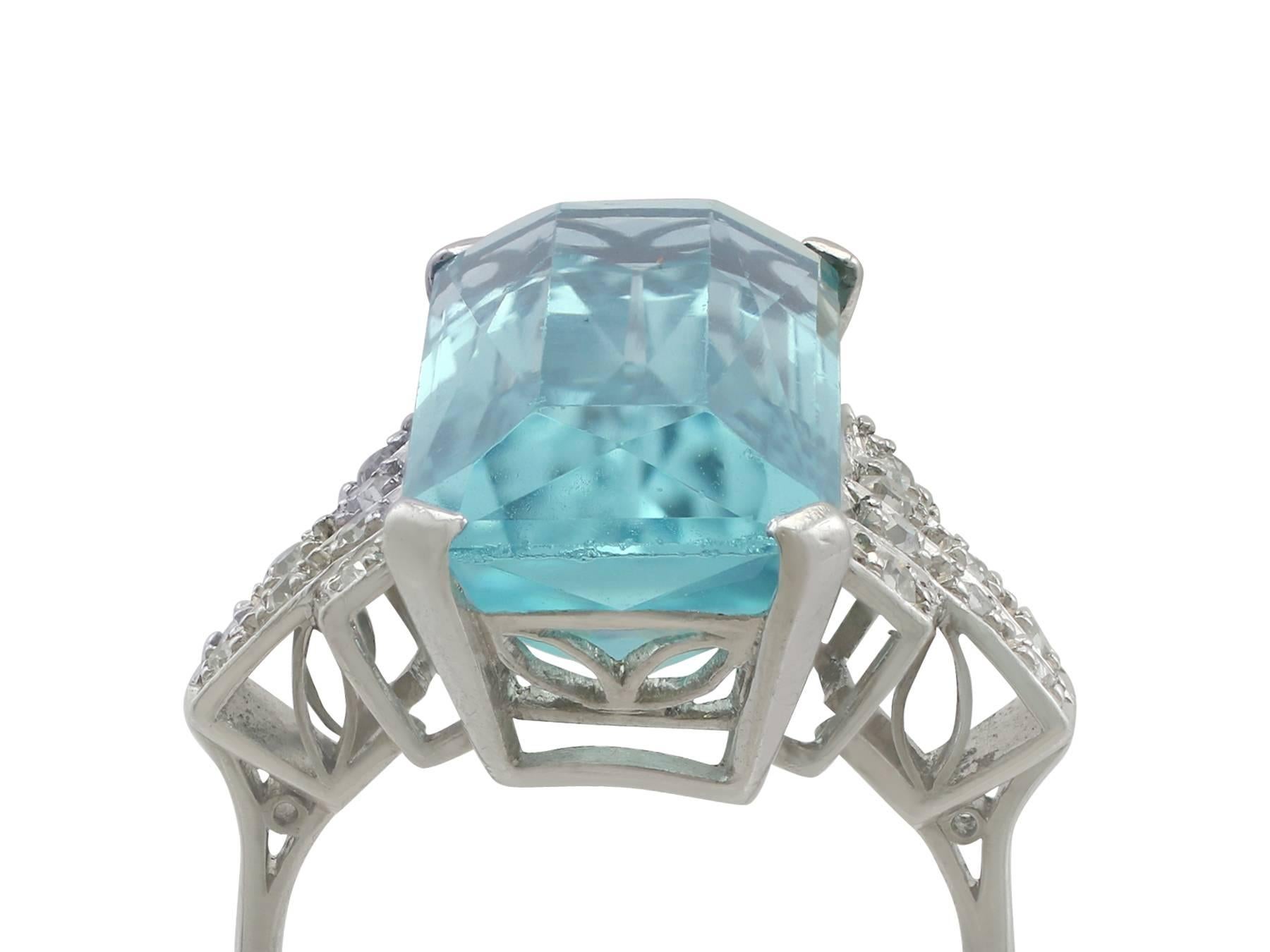 A stunning Art Deco 11.25 carat aquamarine and 0.18 carat diamond, platinum cocktail ring; part of our diverse antique jewelry and estate jewelry collections

This stunning, fine and impressive aquamarine cocktail ring has been crafted in