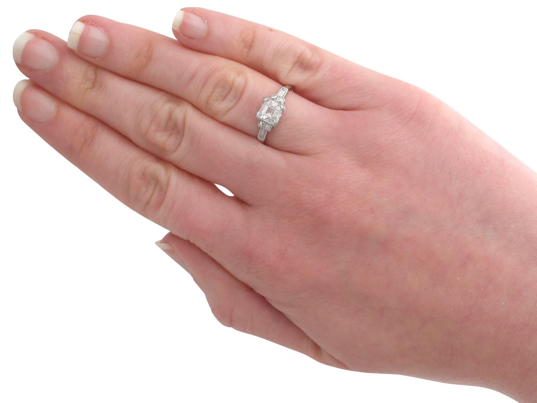 1930s 1.76 Carat Diamond and Platinum Solitaire Engagement Ring 4