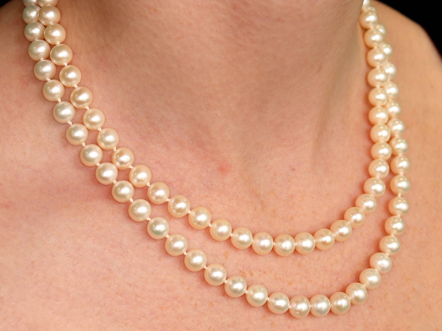 1970s Double Strand Pearl Necklace with Diamond Set Clasp 1