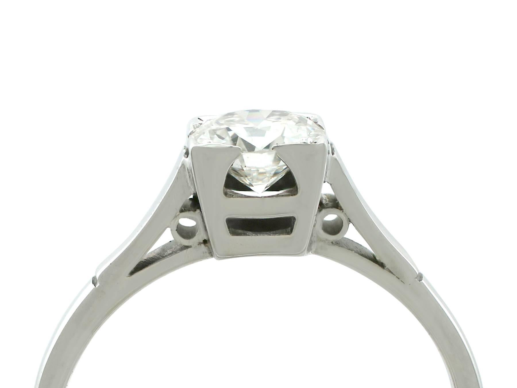 An impressive antique 1920's 0.68 carat diamond and 18 karat white gold solitaire style engagement ring; part of our diverse antique jewelry collections

This fine and impressive antique diamond solitaire ring has been crafted in 18k white gold.

Th