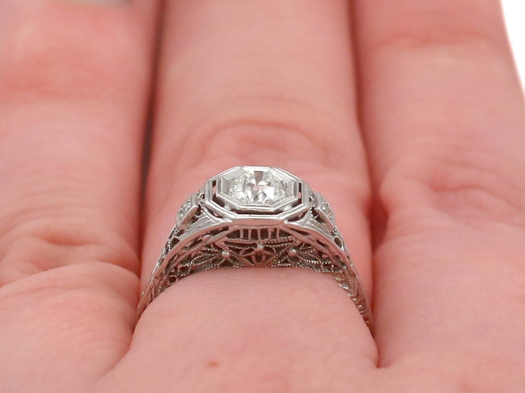Antique 1920s Diamond and White Gold Solitaire Ring 4