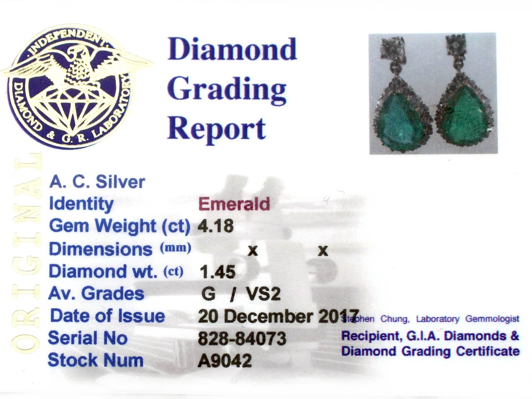 1980s Emerald and Diamond Yellow Gold Drop Earrings 3