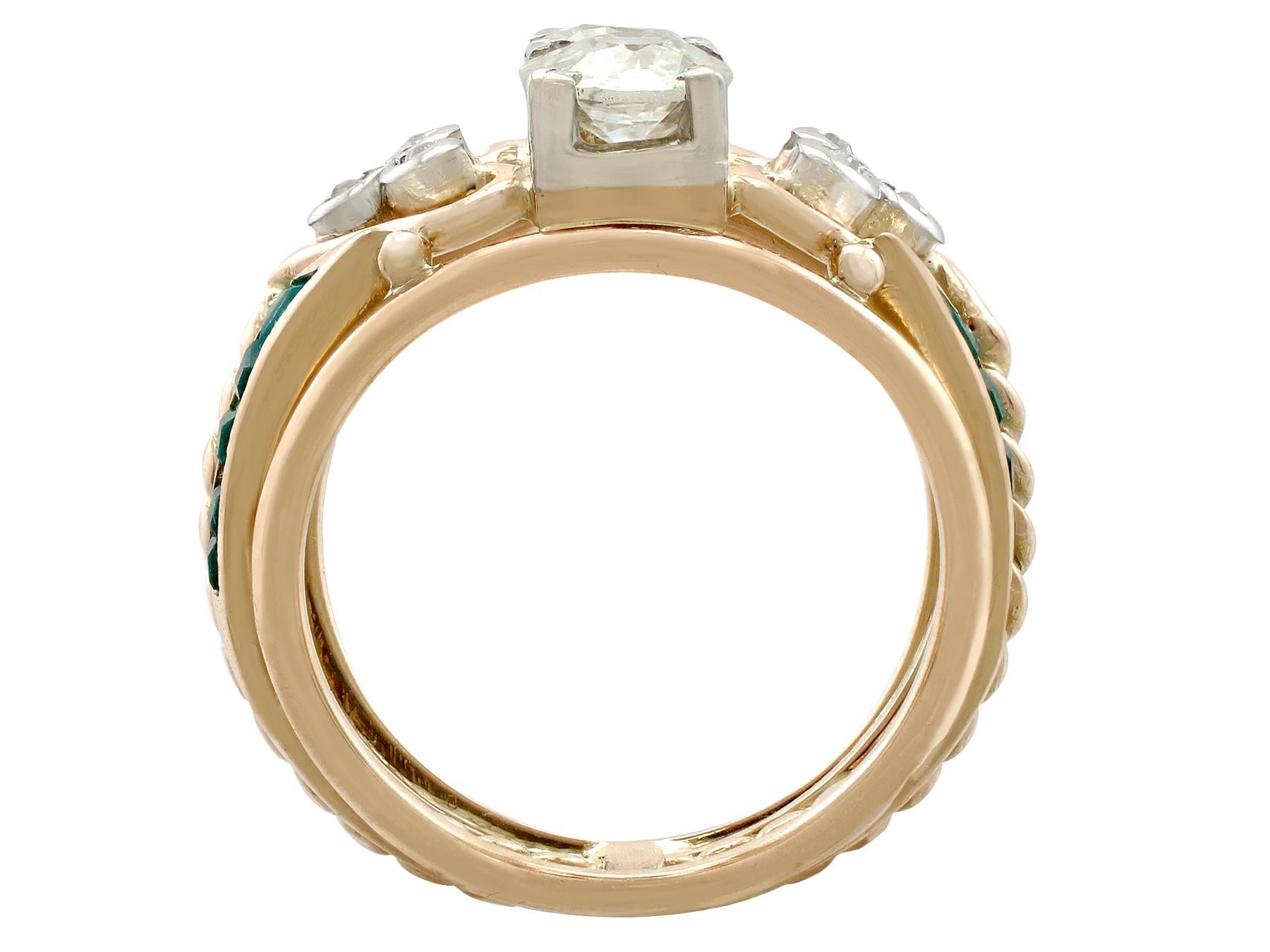 Women's or Men's 1940s Emerald and 1.26 carat Diamond Yellow Gold Cocktail Ring Size J1/2 US 5