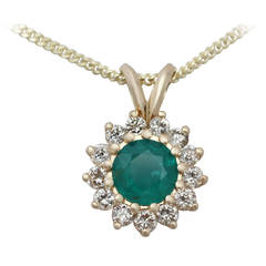 0.89 Ct Emerald and 0.63 Ct Diamond, 18 k Yellow Gold Pendant - Vintage 11