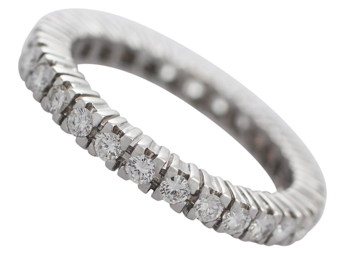 0.80Ct Diamond, 18k White Gold Full Eternity Ring - Circa 1990 In Excellent Condition In Jesmond, Newcastle Upon Tyne