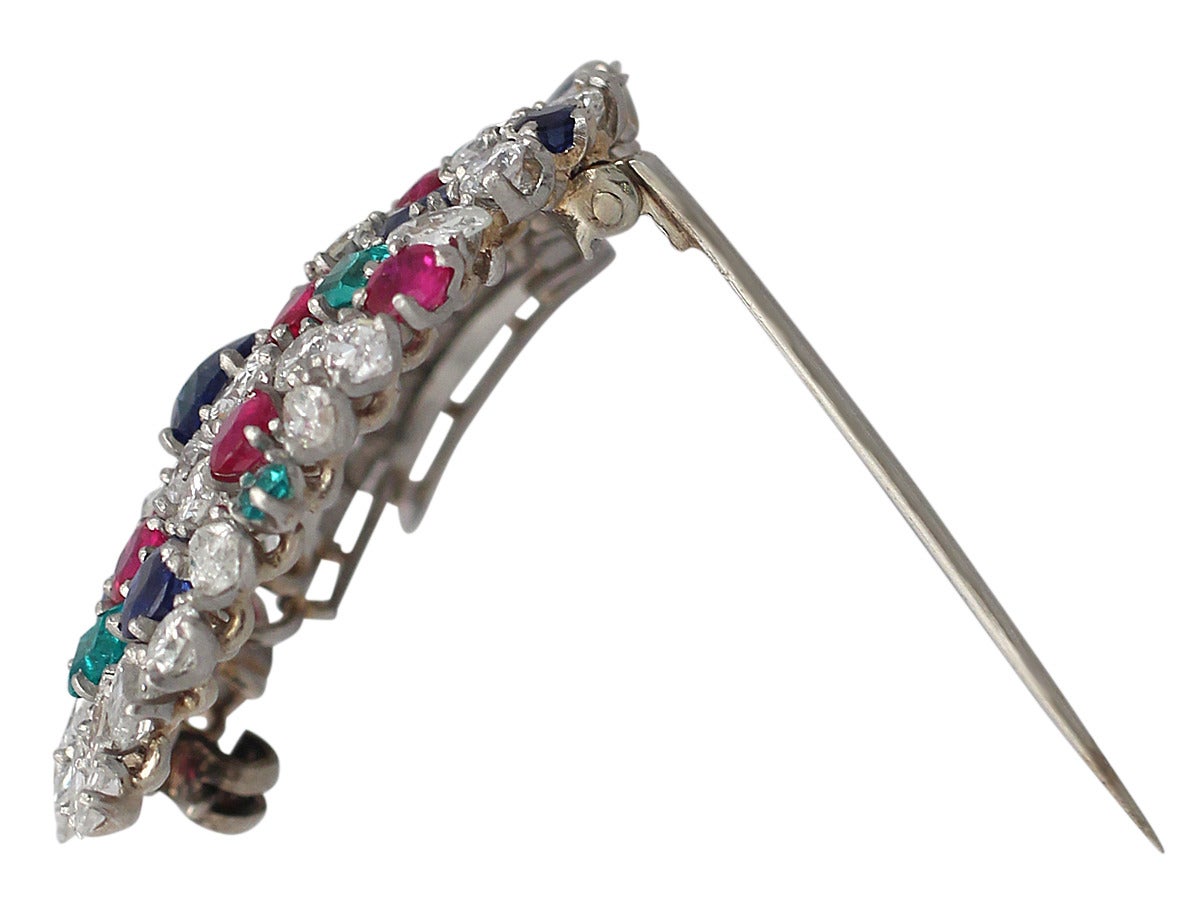 4.61Ct Diamond & 4.68Ct Ruby, Sapphire & Emerald Platinum Brooch - Vintage In Excellent Condition In Jesmond, Newcastle Upon Tyne