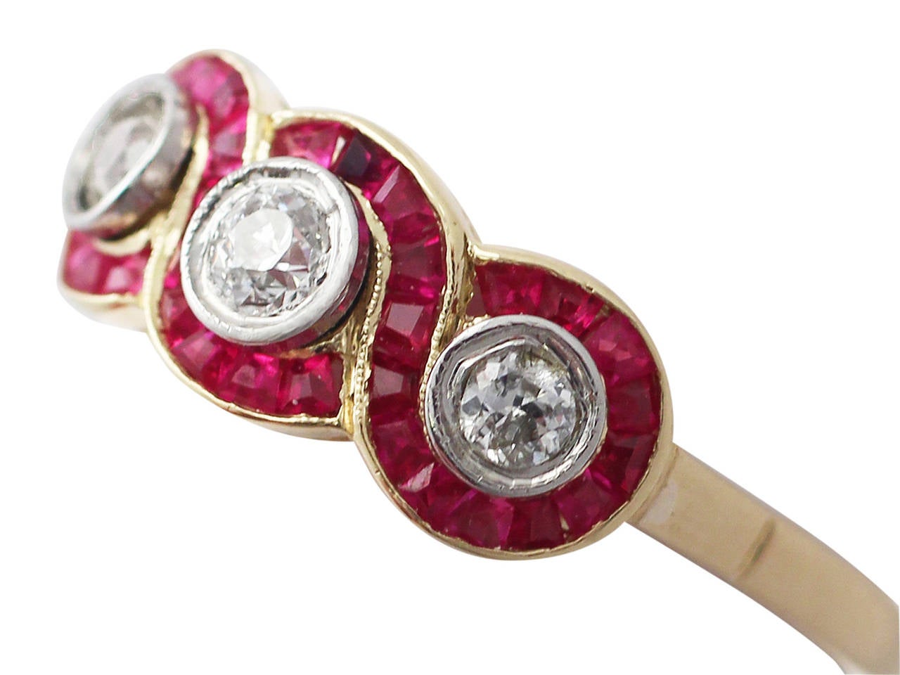 0.32Ct Diamond & 0.33Ct Ruby, 18k Yellow Gold Dress Ring - Antique French In Excellent Condition In Jesmond, Newcastle Upon Tyne