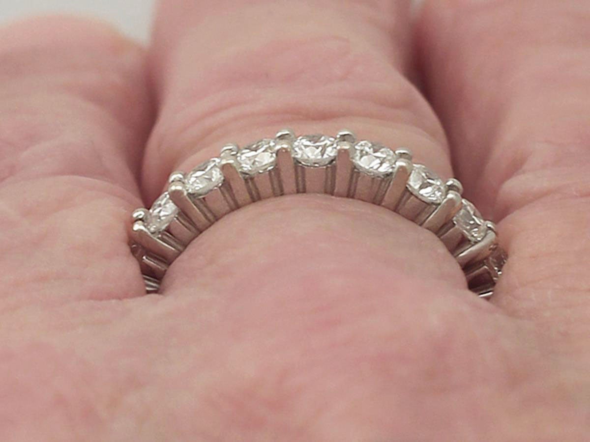 3.38Ct Diamond and 18k White Gold Full Eternity Ring - Vintage Circa 1990 4